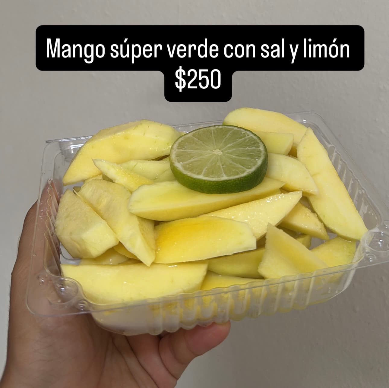 Mango súper verde con sal y limón