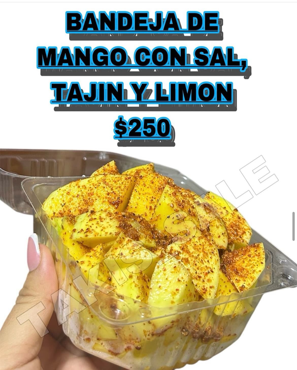 Bandeja de mango con sal, Tajín y limón