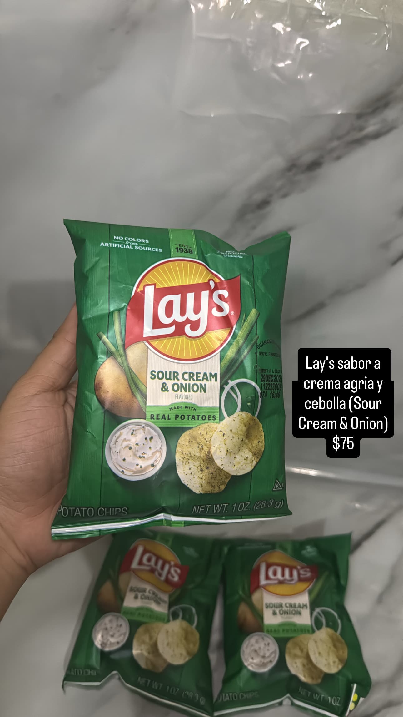 Lay's Sour Cream & Onion 1 oz